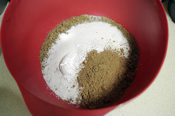 01Mix dry ingredients