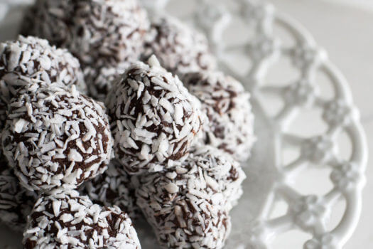 low carb vegan diet: Coconut Peanut Butter Balls