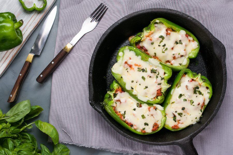 Keto Pizza Stuffed Peppers