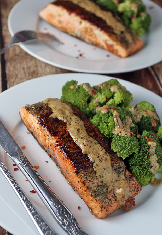  #Keto Friendly Pan Fried Salmon with Dill & Tarragon Cream Sauce. Shared via www.ruled.me/ 