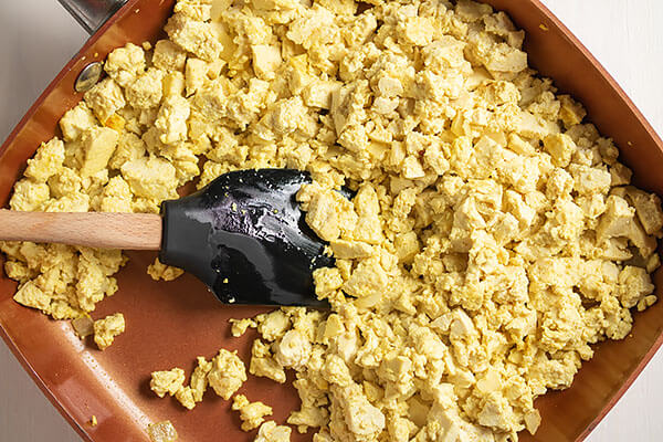 Vegan Keto Scrambled Eggs